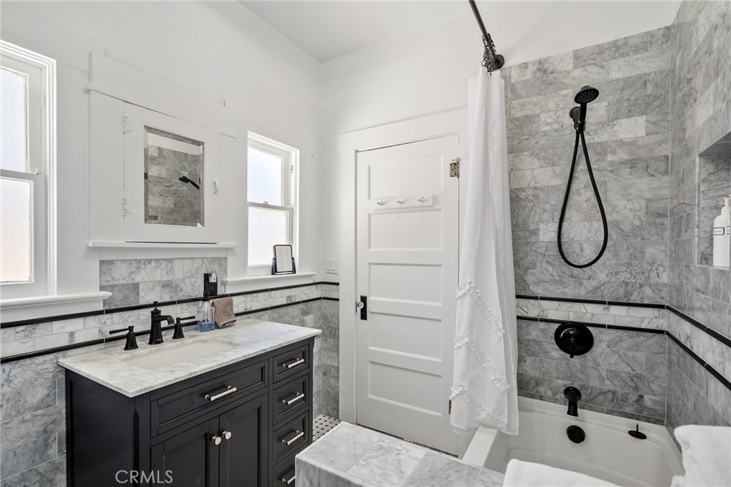 1444 Oak Street Paso Robles, CA 93446 - Photo 13 of 41