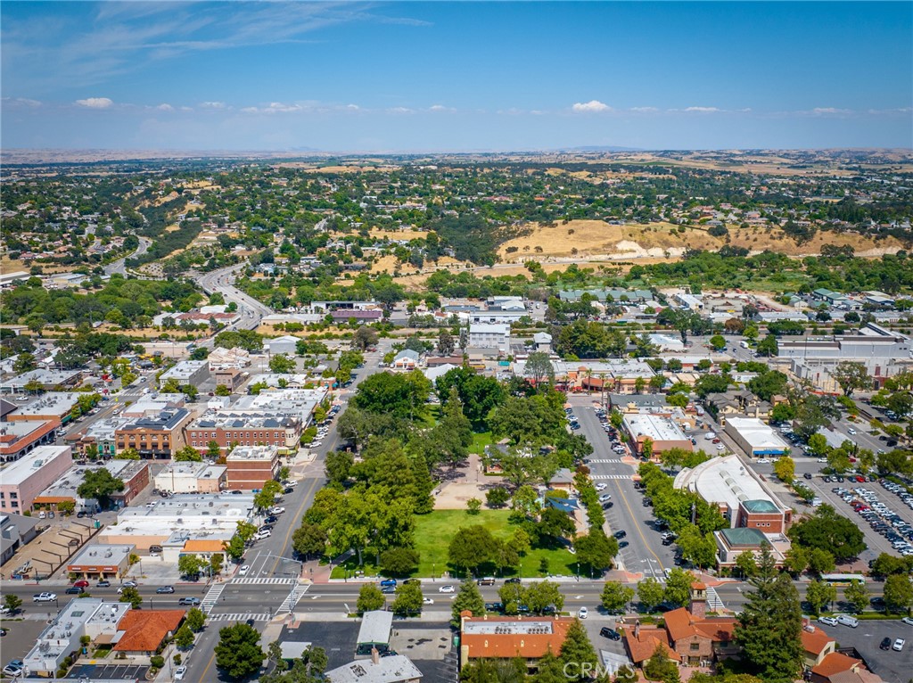1444 Oak Street Paso Robles, CA 93446 - Photo 36 of 40 an aerial view of a city