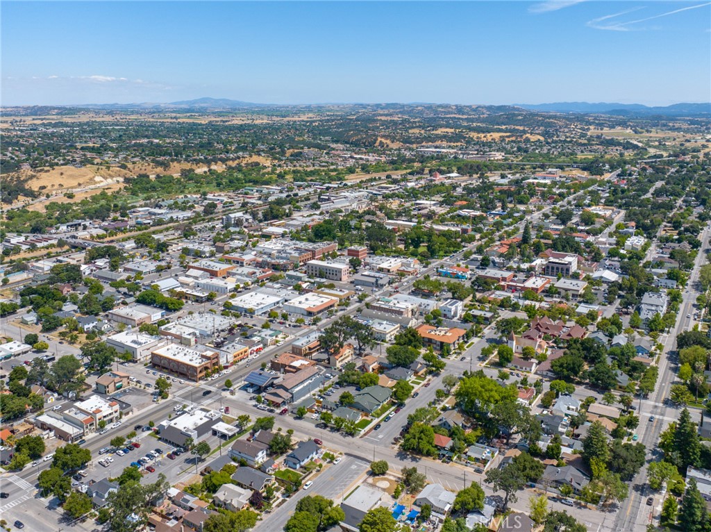 1444 Oak Street Paso Robles, CA 93446 - Photo 37 of 41