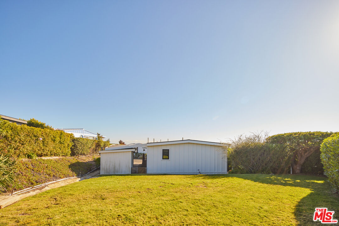29500 Heathercliff Road, Unit 225 Malibu, CA 90265 - Photo 23 of 33