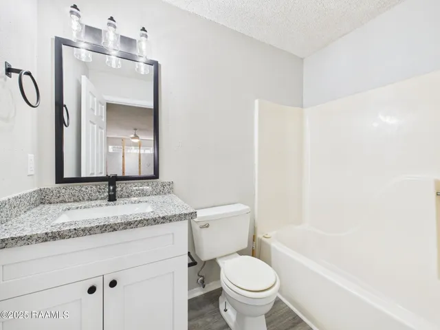 $850 | 107 Meudon Street, Unit B, Duson, LA 70529