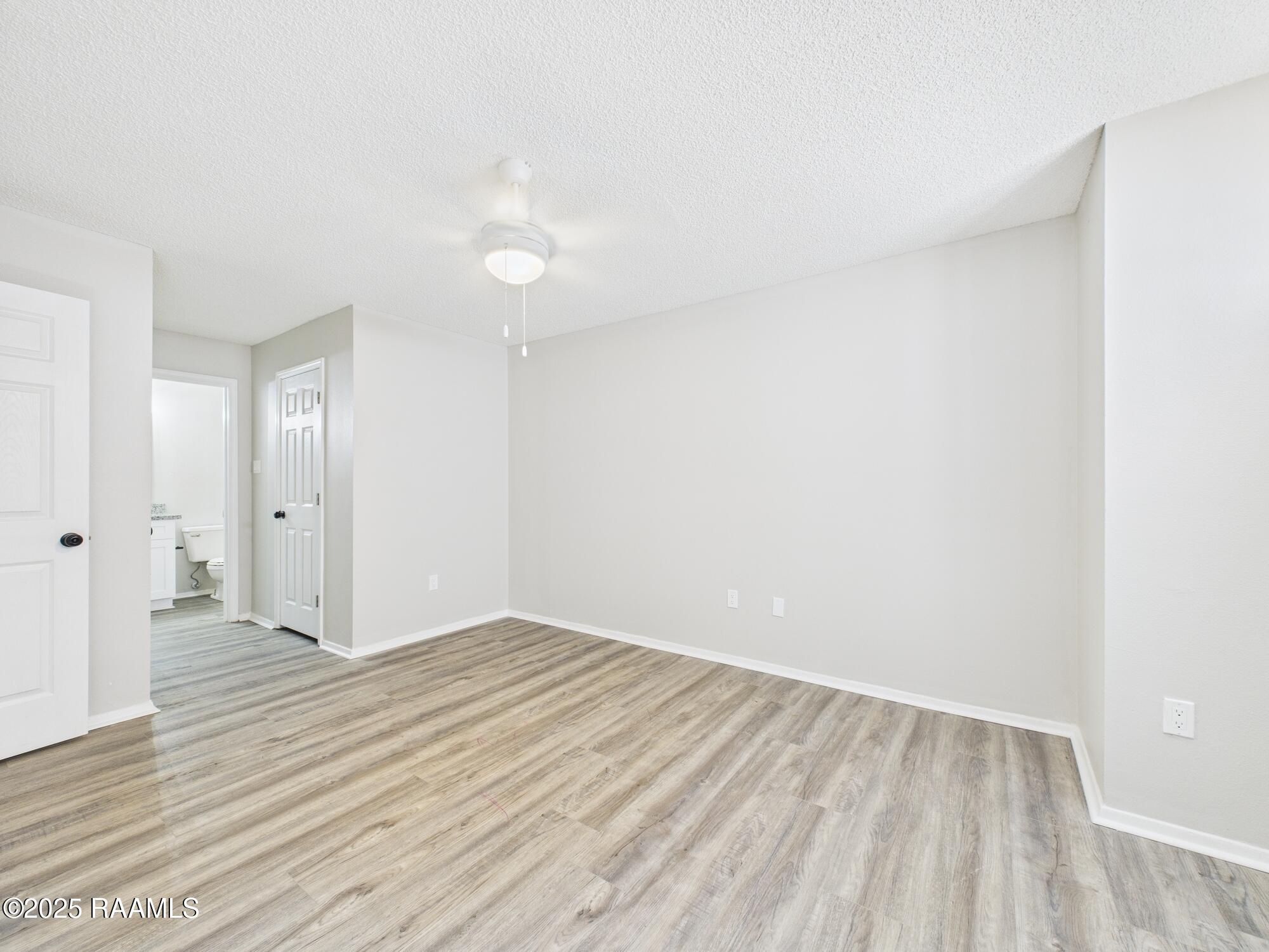 107 Meudon Street, Unit B Duson, LA 70529 - Photo 14 of 18 CAM04246G0-PR0173-STILL014