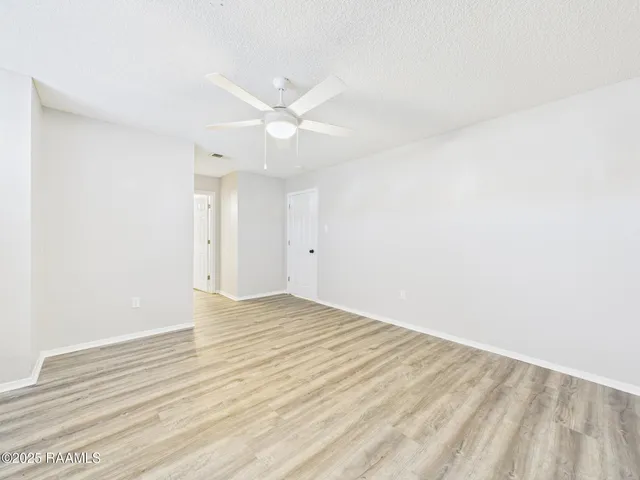 $850 | 107 Meudon Street, Unit B, Duson, LA 70529