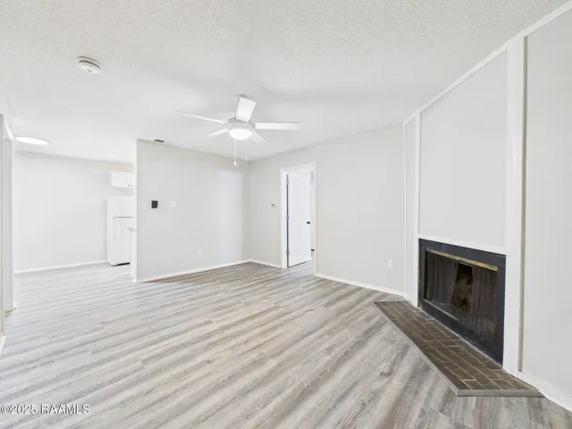 $850 | 107 Meudon Street, Unit B, Duson, LA 70529