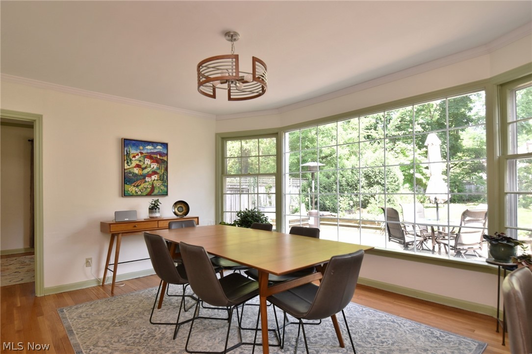 1375 Yellowstone Road Cleveland, OH 44121 - Photo 15 of 48 Dining Room