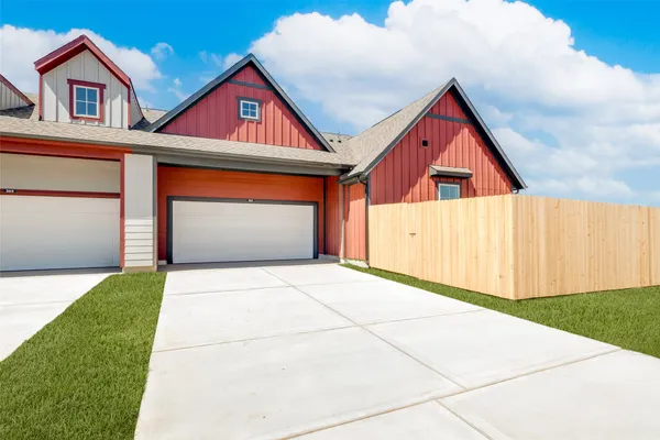 $315,400 | 363 Legacy Point, Unit A, Sealy, TX 77474