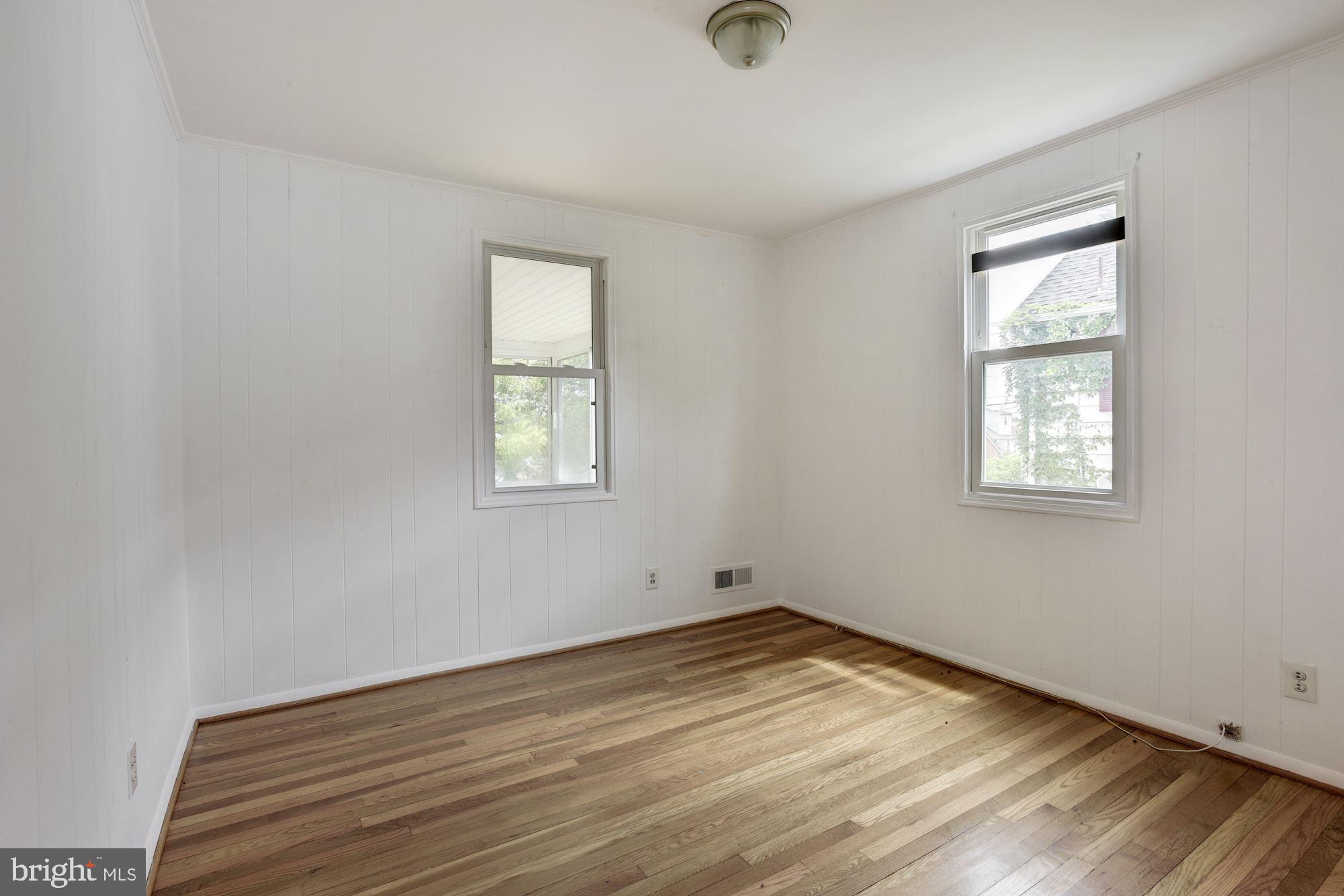 4226 Thorncliff Road Baltimore, MD 21236 - Photo 12 of 28 Bedroom