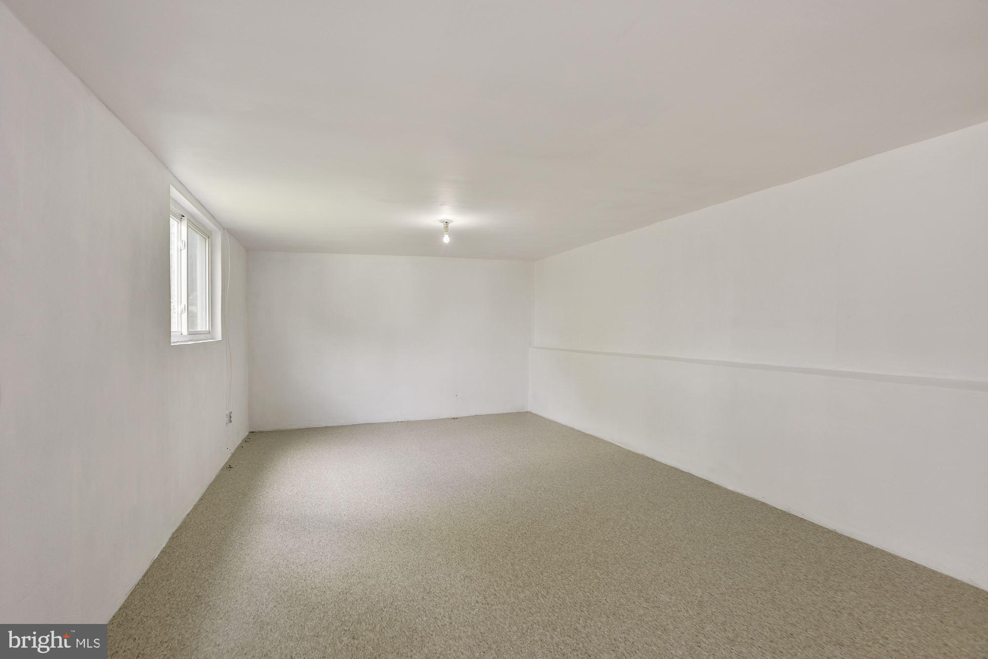 4226 Thorncliff Road Baltimore, MD 21236 - Photo 21 of 28 Game Room