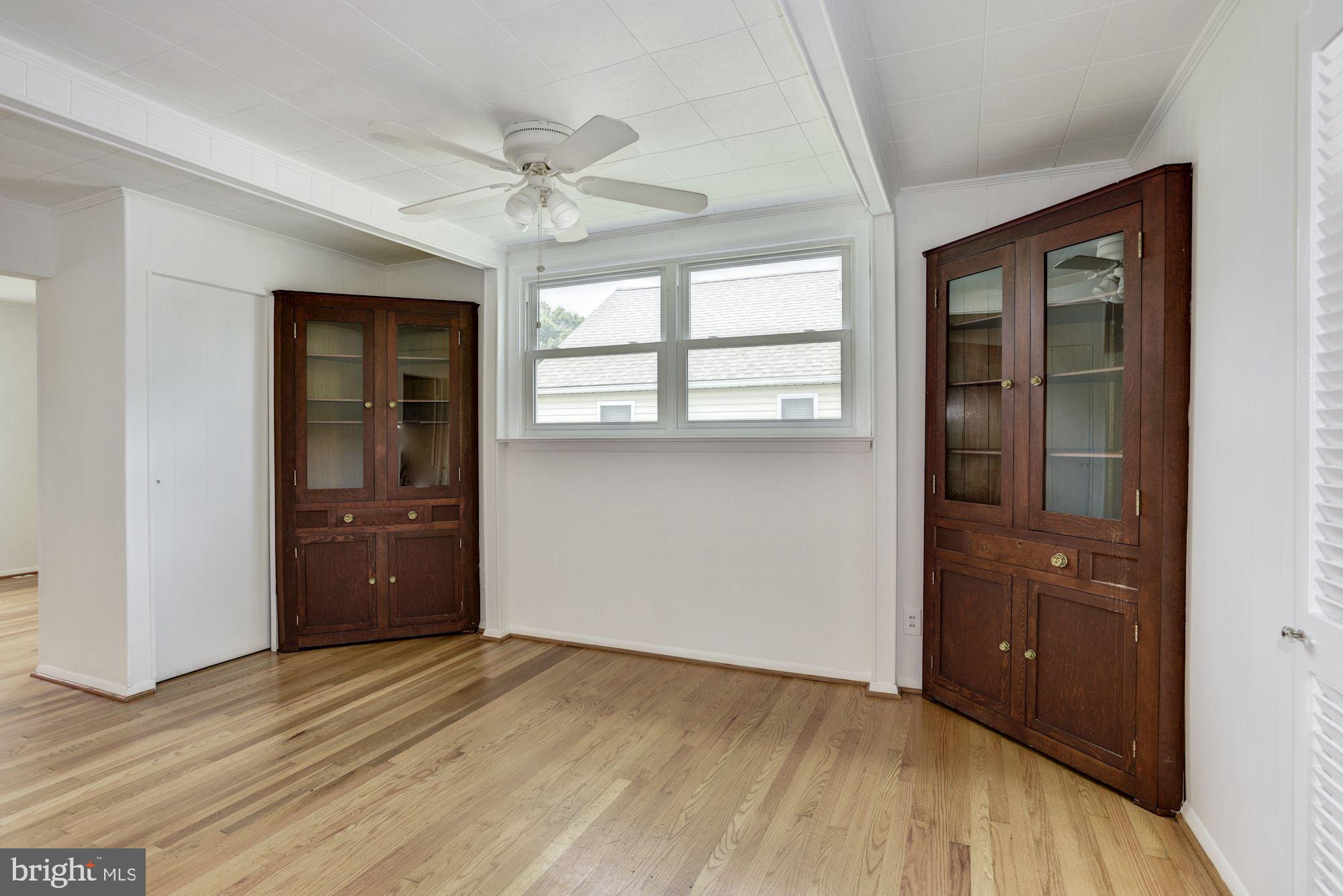 4226 Thorncliff Road Baltimore, MD 21236 - Photo 6 of 28 Dining Room