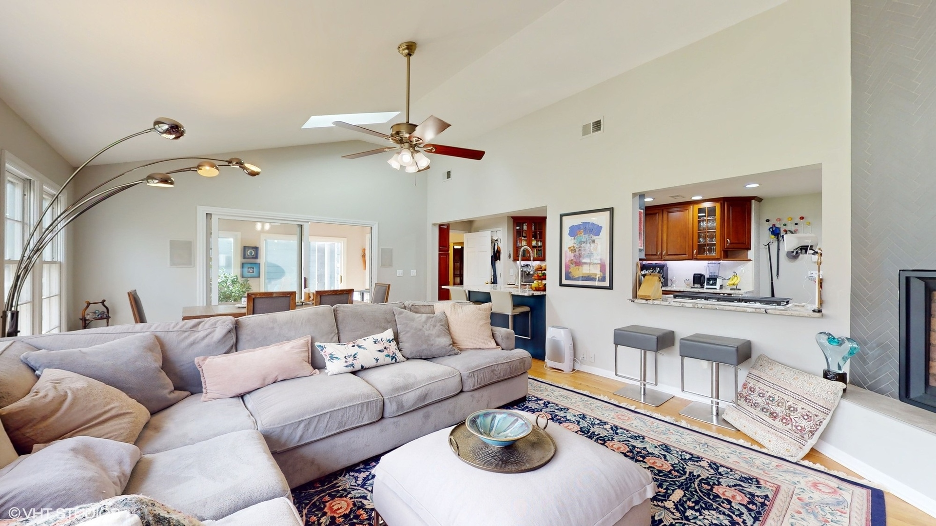 1925 Maple Place Riverwoods, IL 60015 - Photo 16 of 59 a living room with furniture and wooden floor