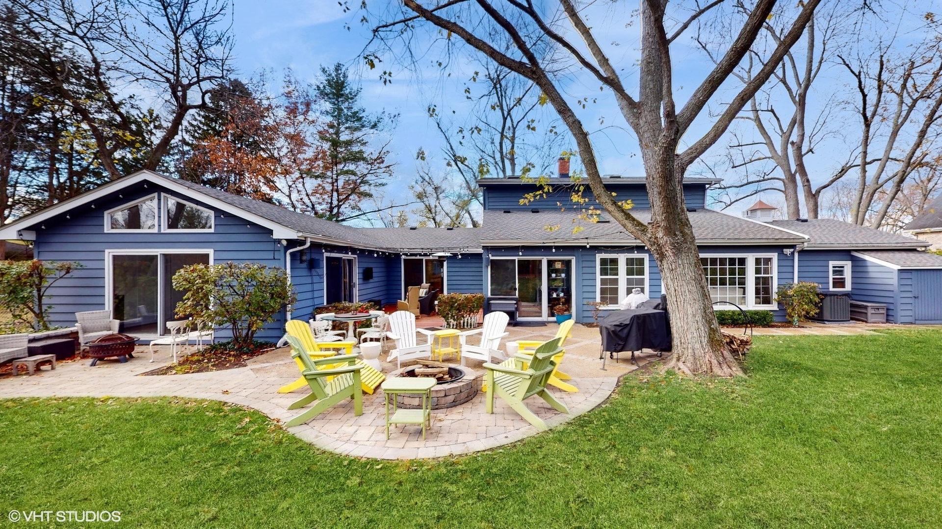 1925 Maple Place Riverwoods, IL 60015 - Photo 42 of 59 a view of a house with backyard porch and sitting area