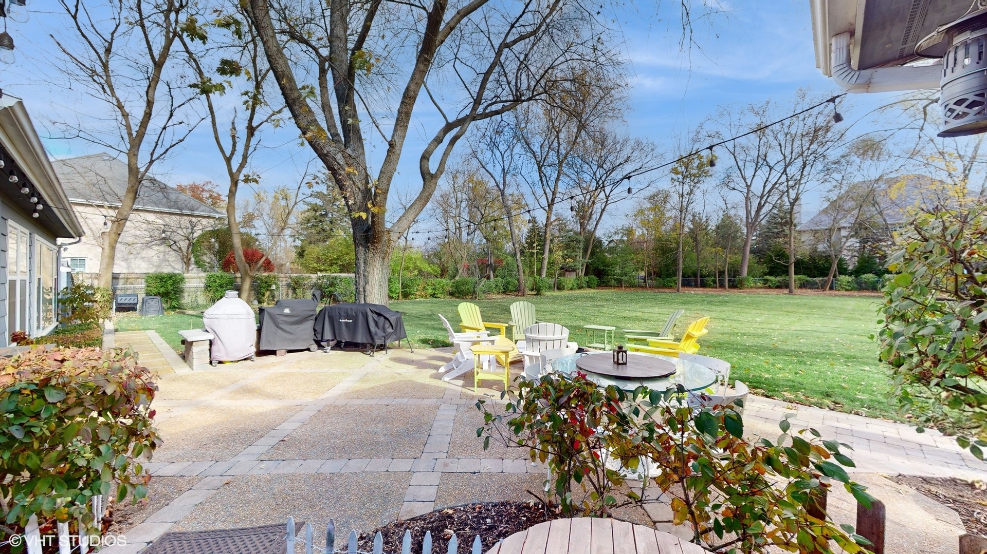 1925 Maple Place Riverwoods, IL 60015 - Photo 43 of 59 a view of a chairs and tables in the patio