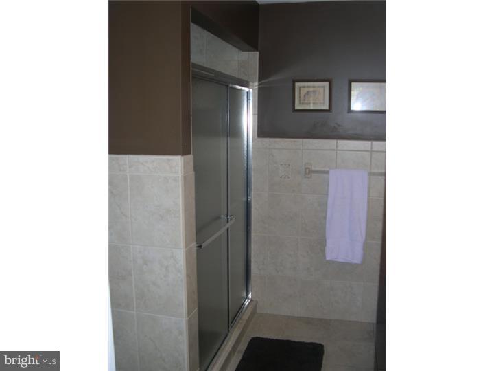 1705 Wrightfield Road Yardley, PA 19067 - Photo 15 of 25 Master Bathroom