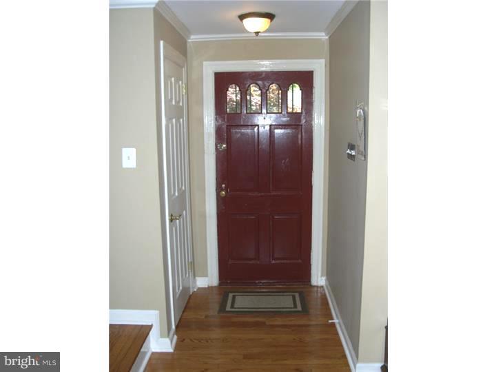 1705 Wrightfield Road Yardley, PA 19067 - Photo 3 of 25 Foyer