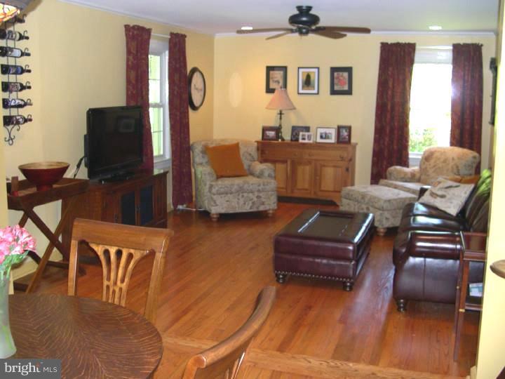 1705 Wrightfield Road Yardley, PA 19067 - Photo 6 of 25 Family Room