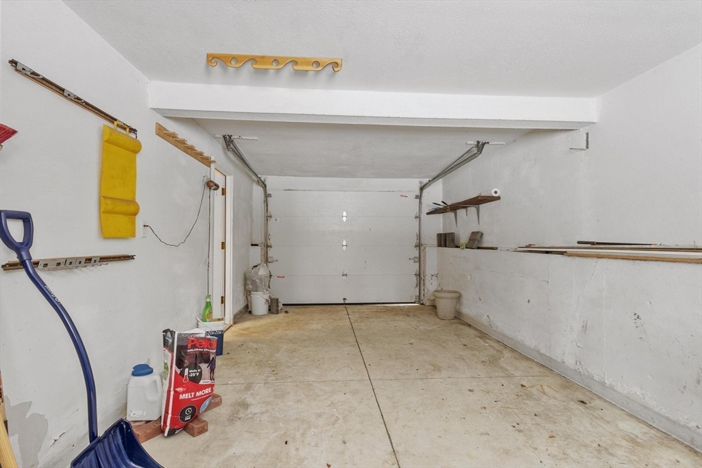 43 Shattuck Street Pepperell, MA 01463 - Photo 28 of 38