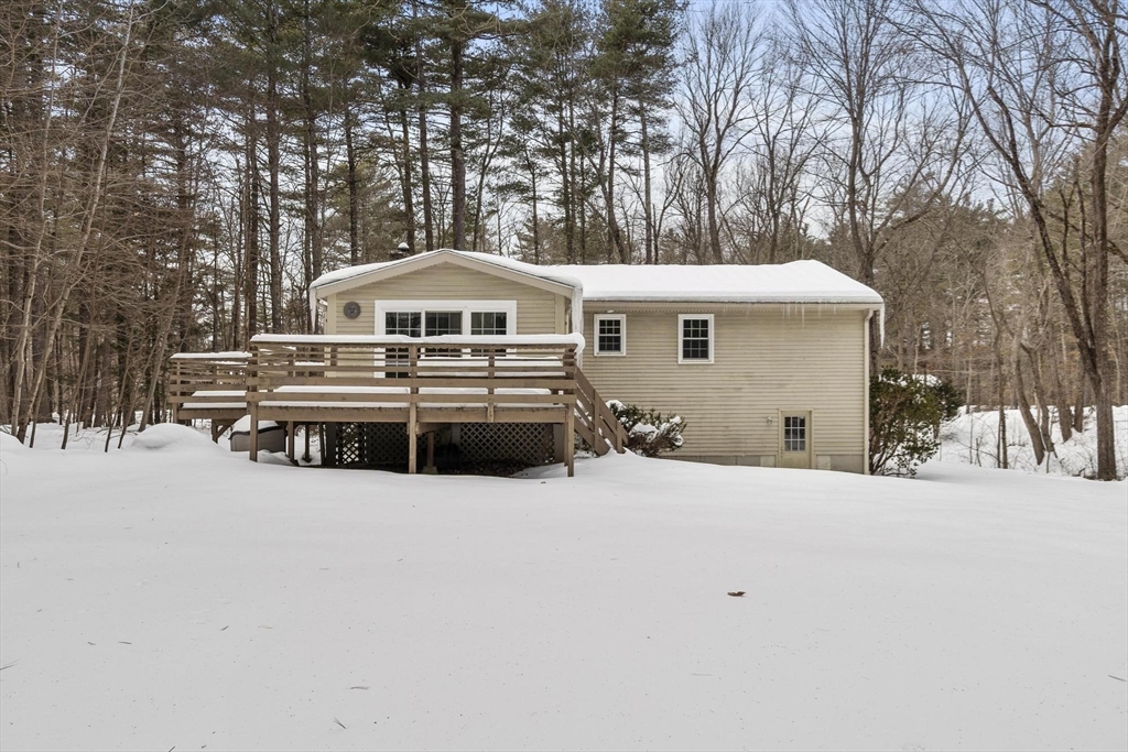 43 Shattuck Street Pepperell, MA 01463 - Photo 32 of 38