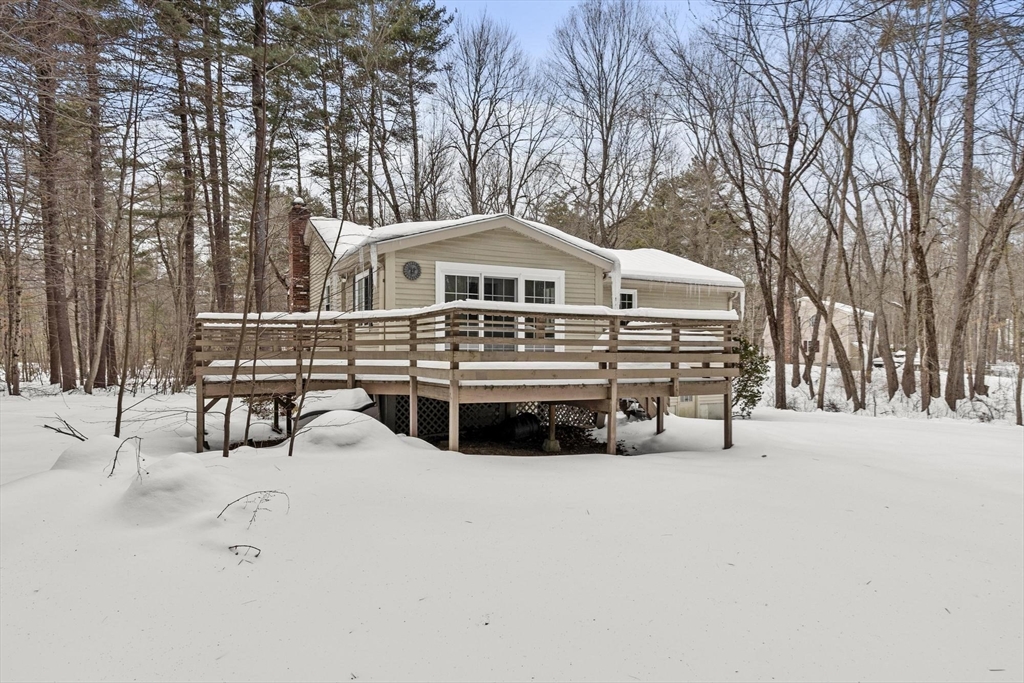 43 Shattuck Street Pepperell, MA 01463 - Photo 33 of 38