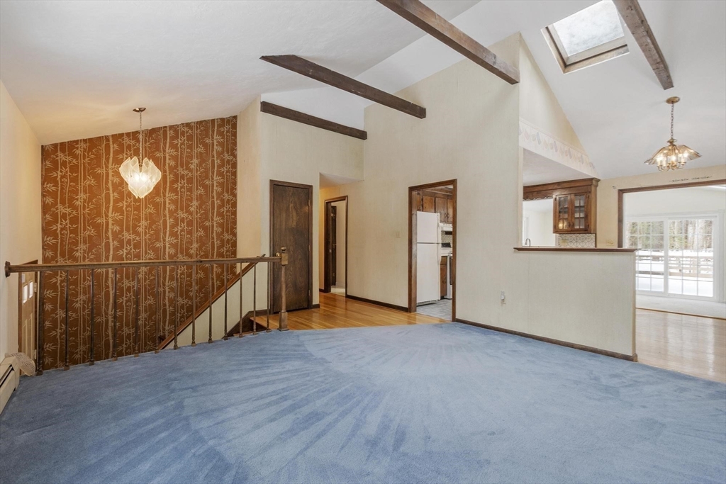 43 Shattuck Street Pepperell, MA 01463 - Photo 4 of 38