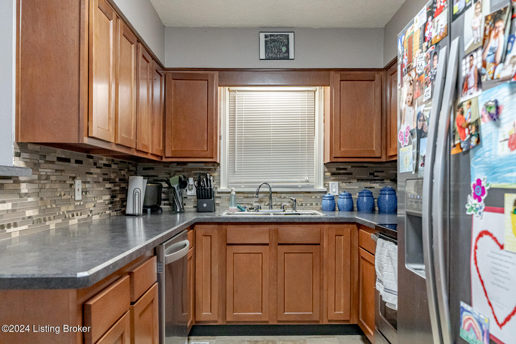 8568 Robbins Road Louisville, KY 40258 - Photo 16 of 39 DSC09795