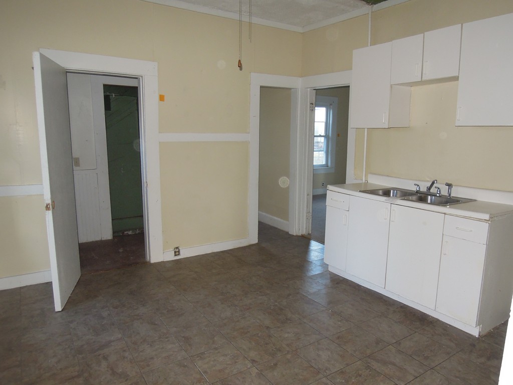 55 Cambridge Street Springfield, MA 01109 - Photo 16 of 30 Gallery Image 16