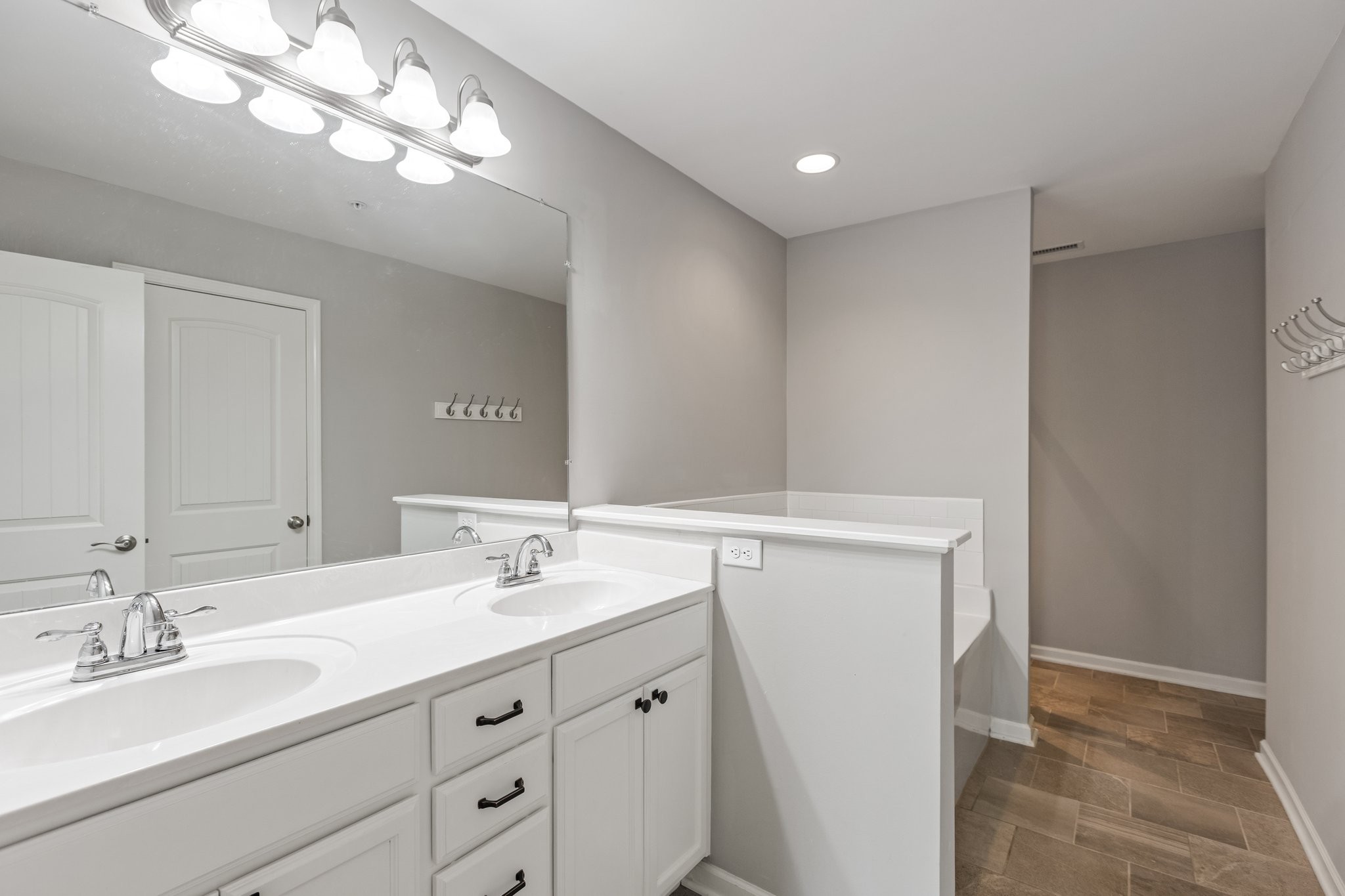 1091 Neeleys Bend Spring Hill, TN 37174 - Photo 20 of 23 Gallery Image 20