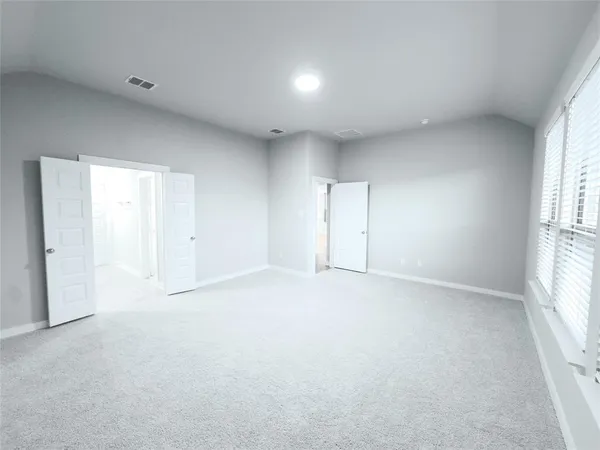 $2,950 | 566 Silver Springs Lane, Lavon, TX 75166