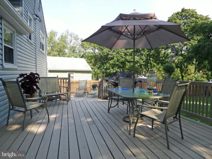571 Harvey Road Glenside, PA 19038 - Photo 22 of 25 Deck