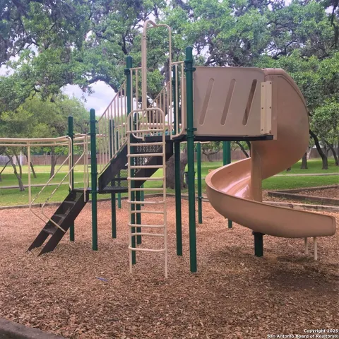 a view of a outdoor space