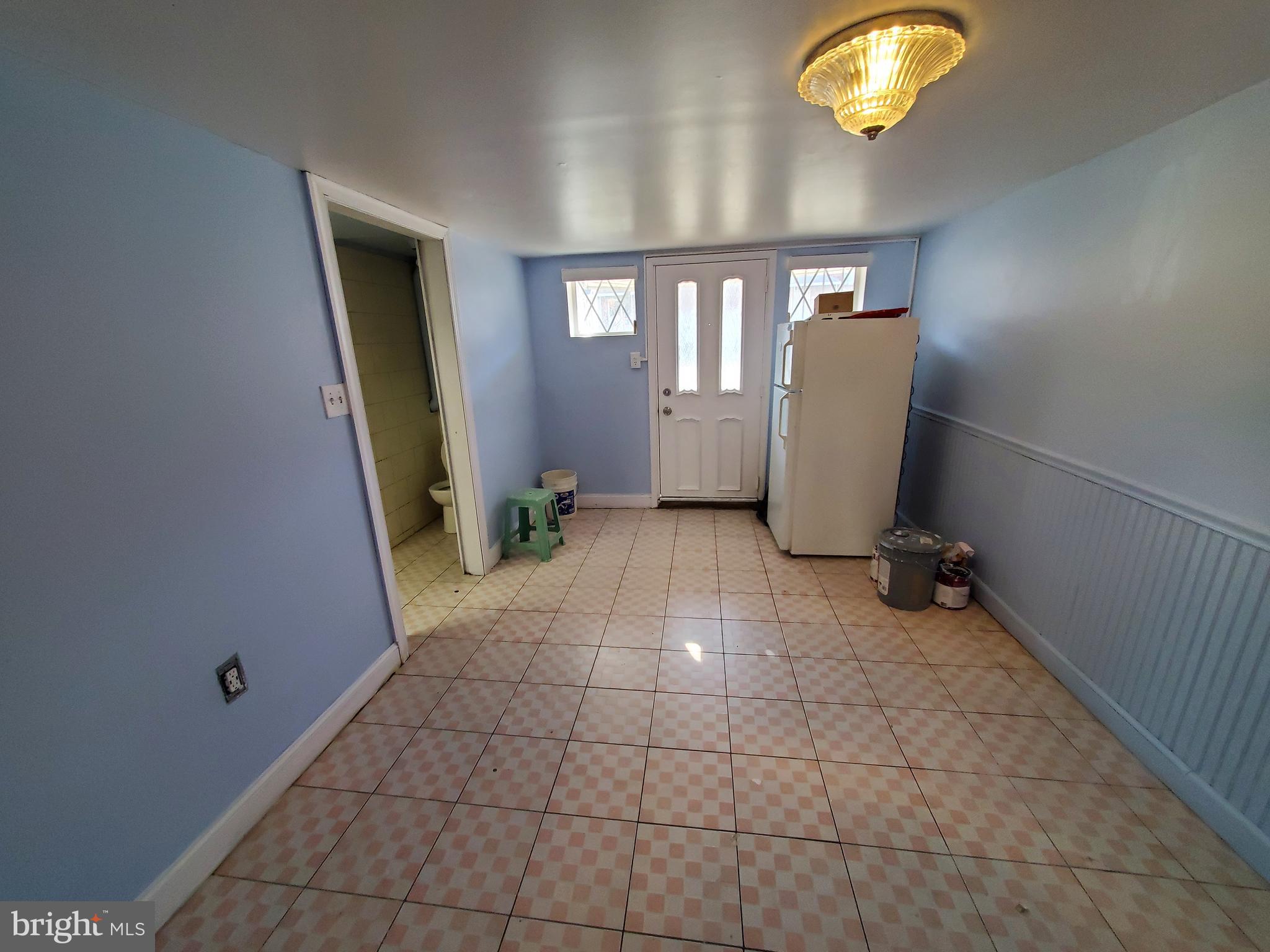 2837 Bittern Place Philadelphia, PA 19142 - Photo 31 of 34 Family room in basement pic#1