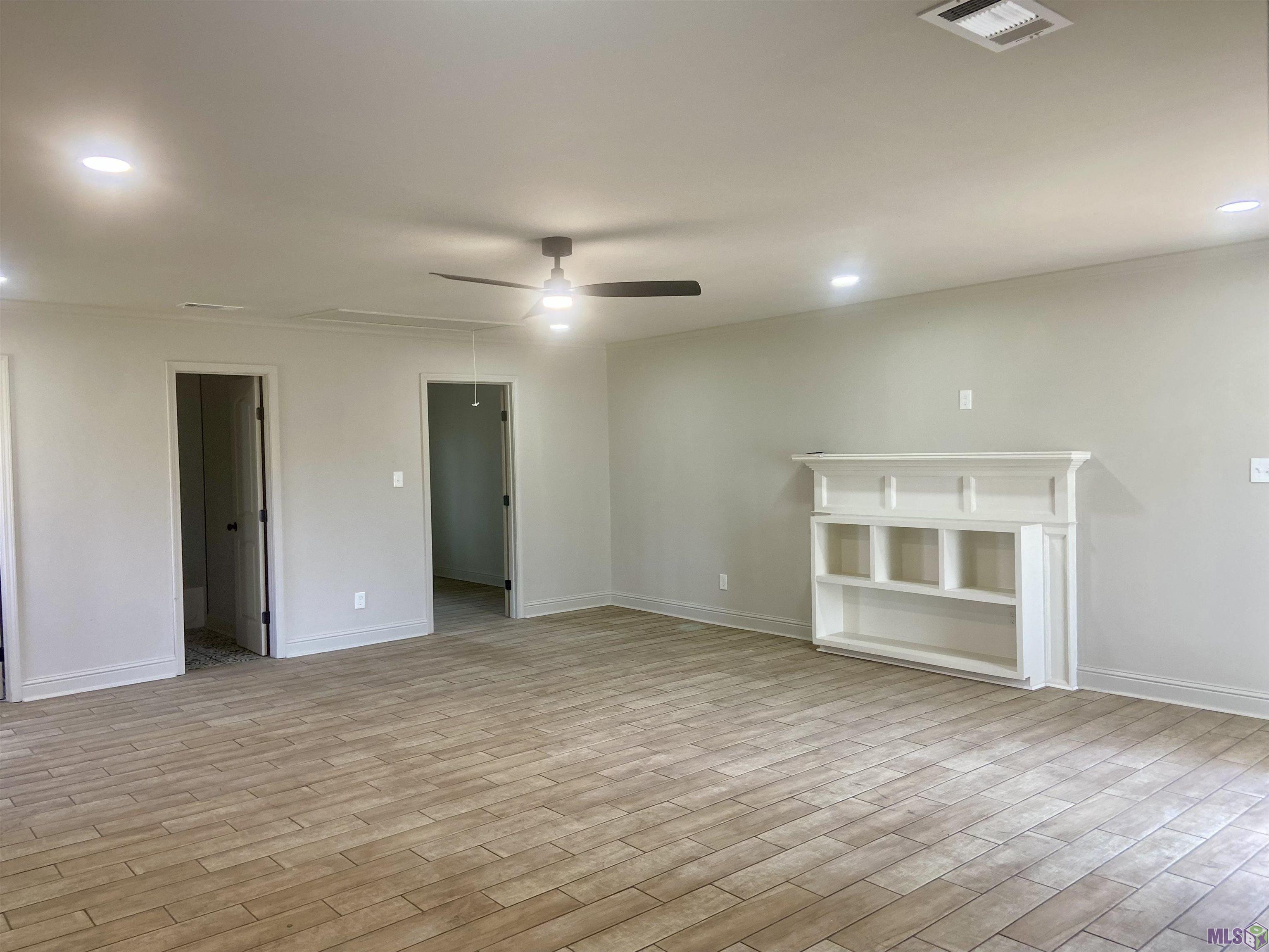 2321 Emmett Bourgeois Lane Baton Rouge, LA 70816 - Photo 12 of 16