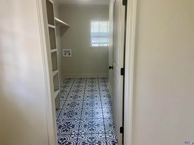 $329,000 | 2321 Emmett Bourgeois Lane, Baton Rouge, LA 70816