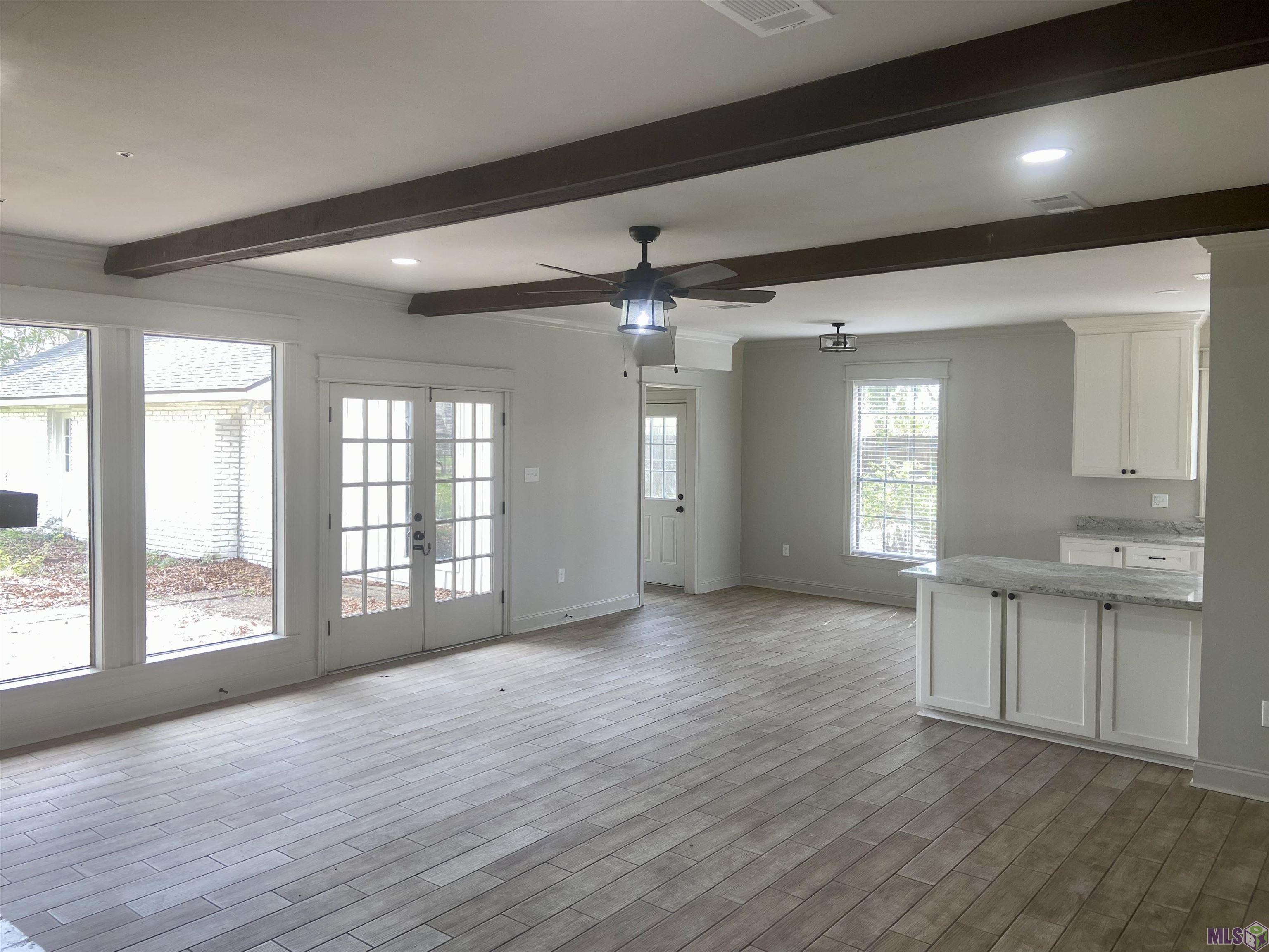 2321 Emmett Bourgeois Lane Baton Rouge, LA 70816 - Photo 2 of 16