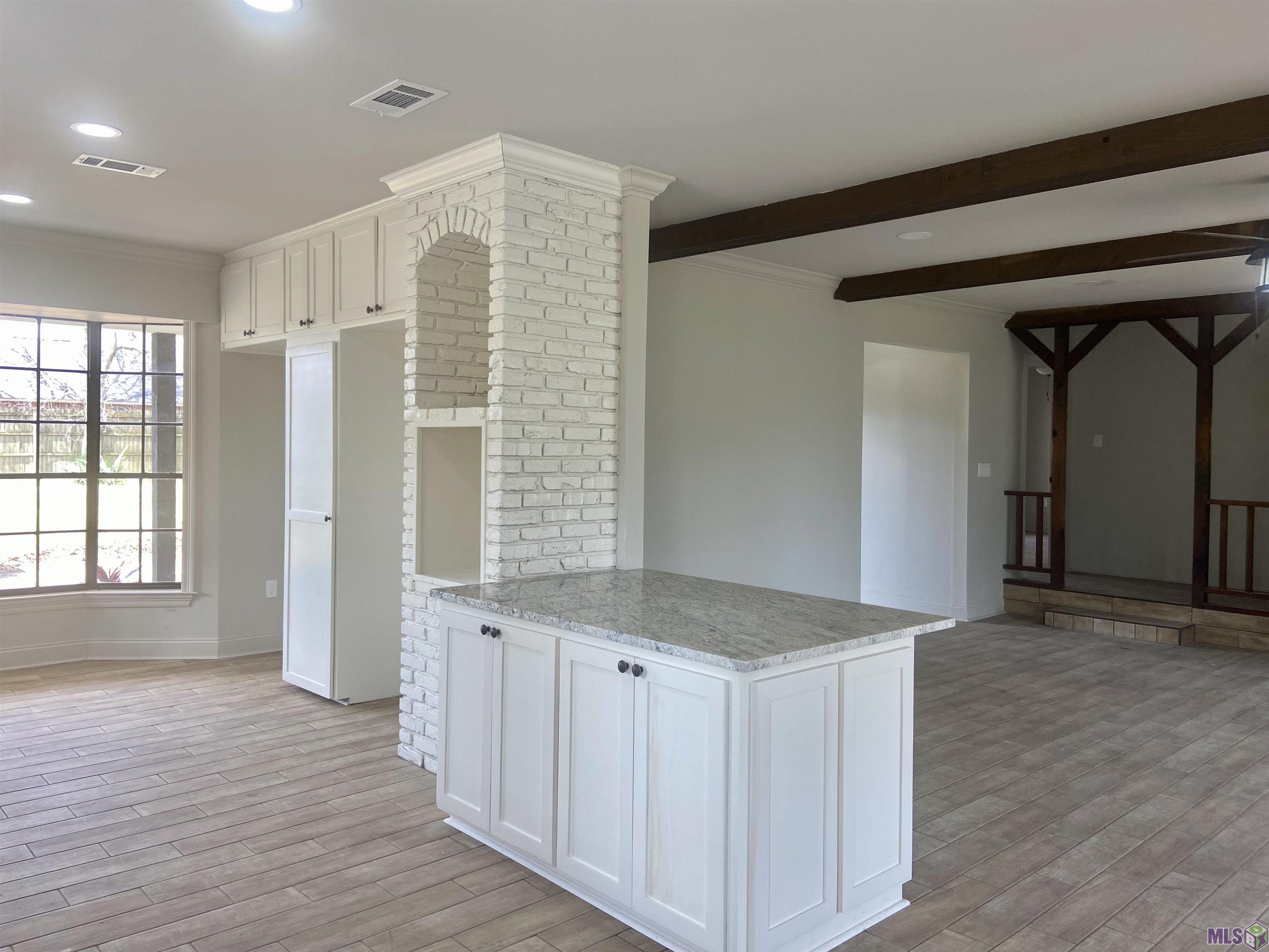 2321 Emmett Bourgeois Lane Baton Rouge, LA 70816 - Photo 4 of 16