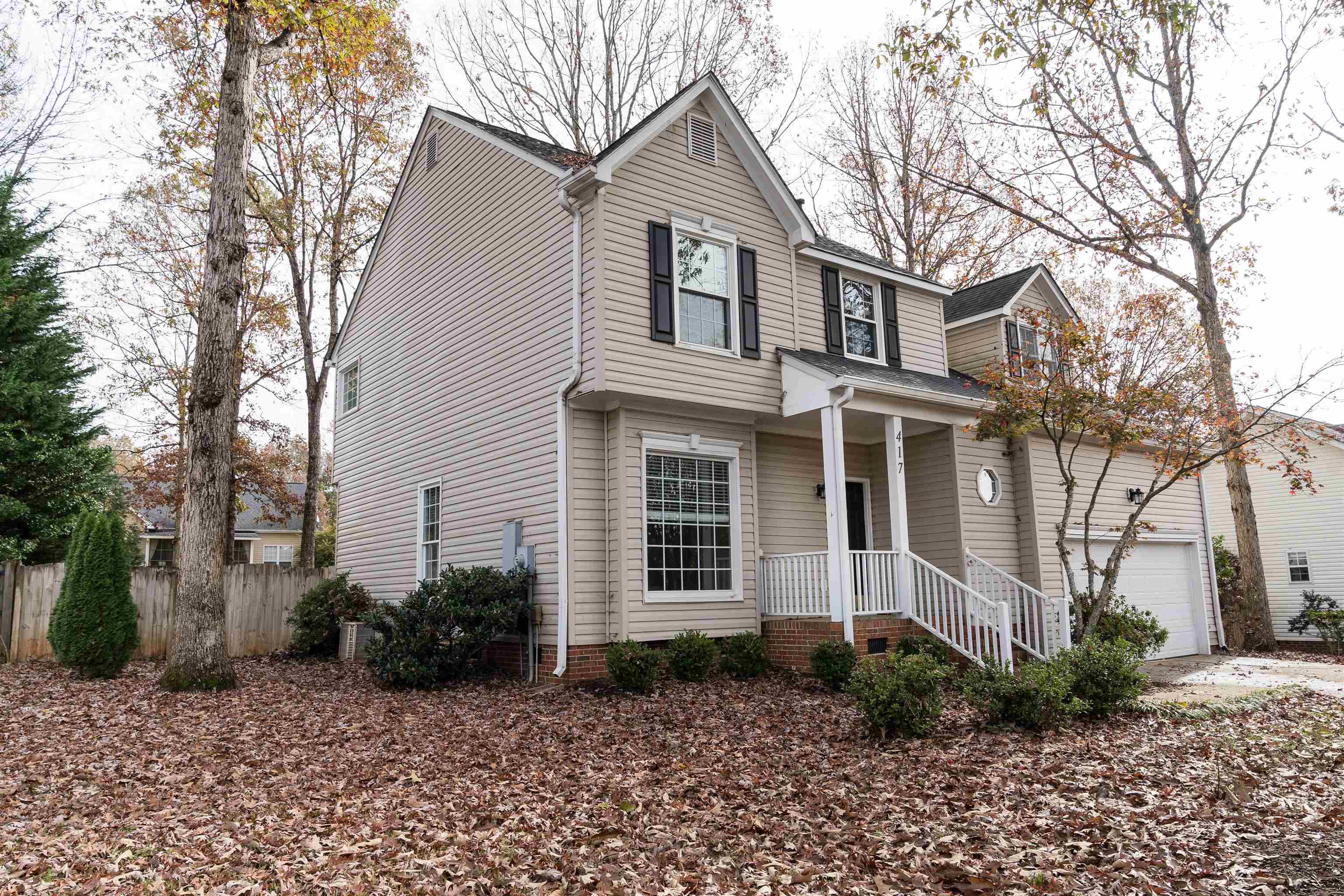 417 Roberts Road Taylors, SC 29687 - Photo 2 of 36