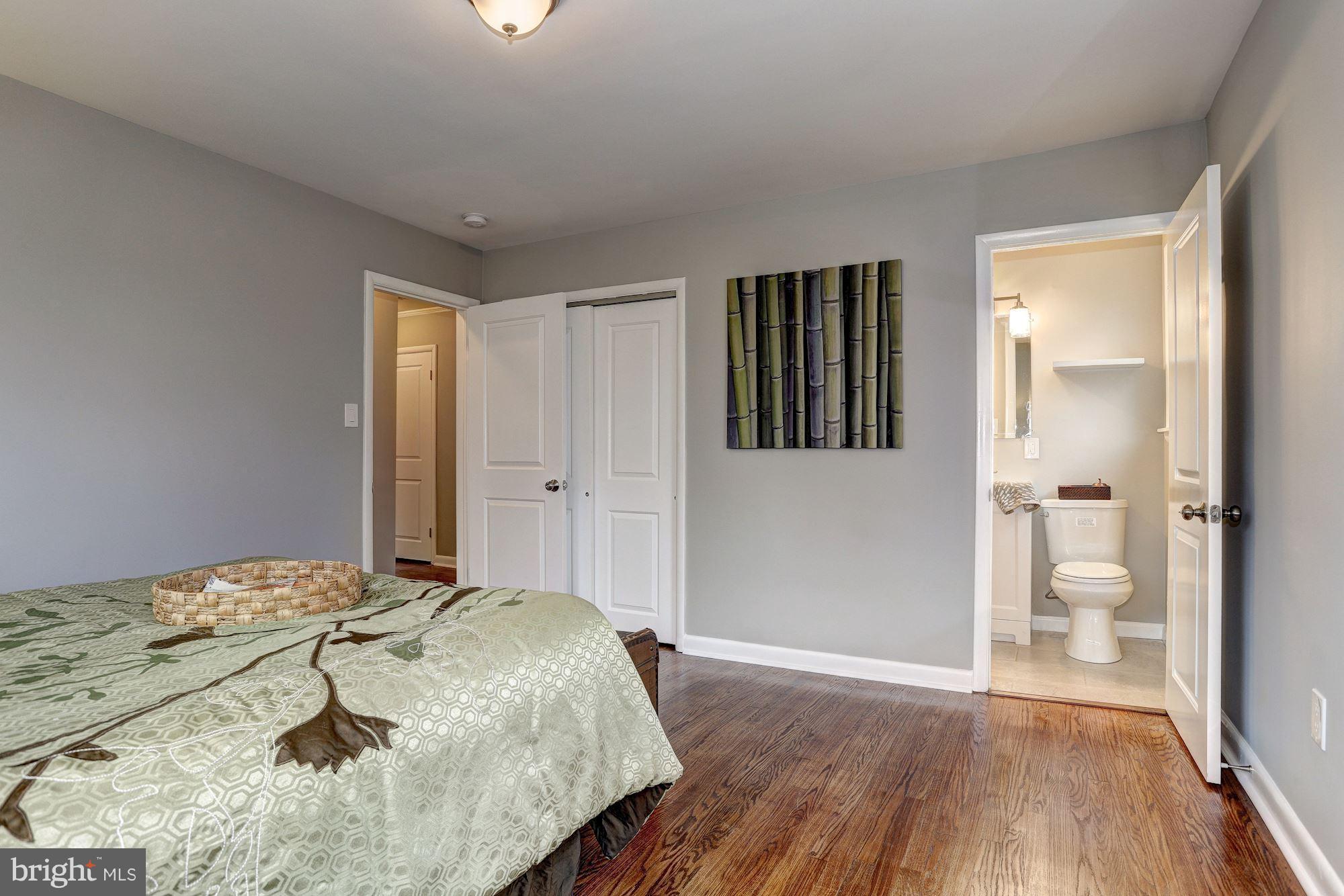 1320 Glendale Road Baltimore, MD 21239 - Photo 11 of 26 SPACIOUS MASTER BEDROOM