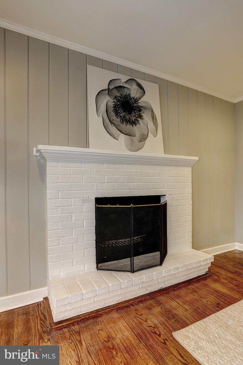 1320 Glendale Road Baltimore, MD 21239 - Photo 8 of 26 TWO WOOD BURNING FIREPLACES