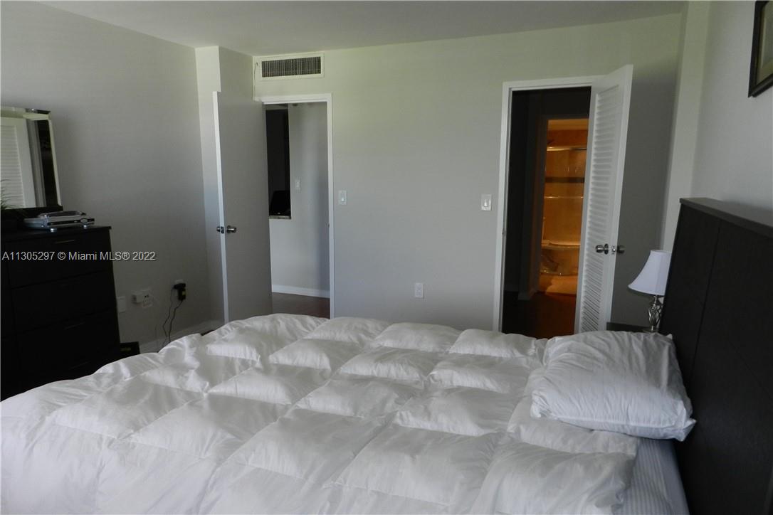 150 Southeast 25th Road, Unit 4J Miami, FL 33129 - Photo 11 of 28 Gallery Image 11