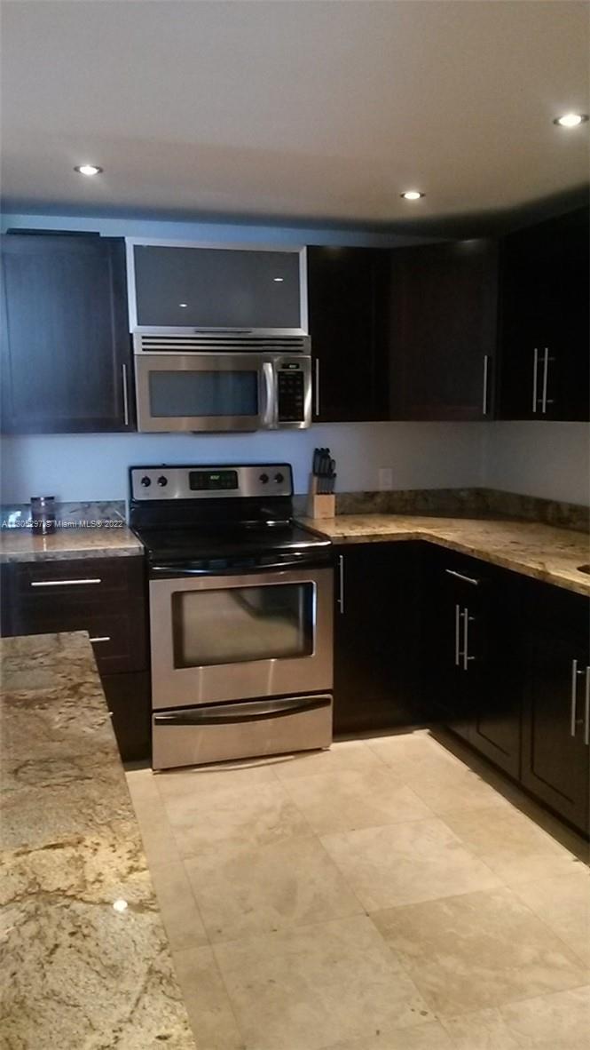 150 Southeast 25th Road, Unit 4J Miami, FL 33129 - Photo 2 of 28 Gallery Image 2