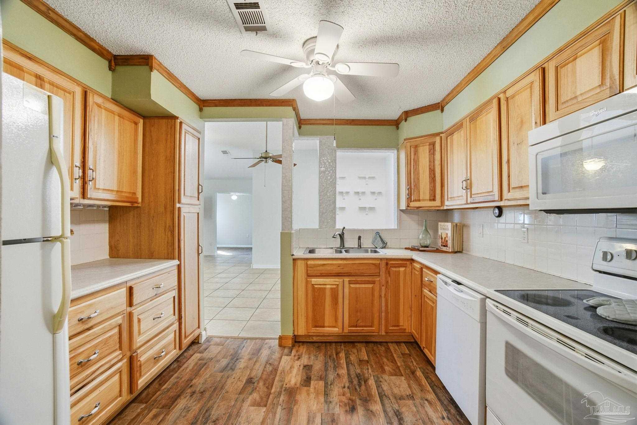 6301 Langley Place Road Pensacola, FL 32504 - Photo 11 of 42