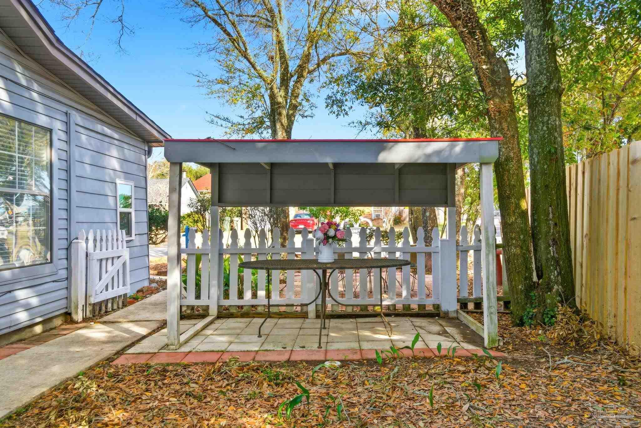 6301 Langley Place Road Pensacola, FL 32504 - Photo 9 of 42