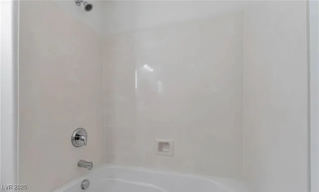 $2,000 | 9764 Bedstraw Street, Las Vegas, NV 89178