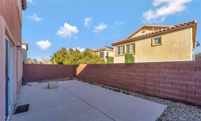 $2,000 | 9764 Bedstraw Street, Las Vegas, NV 89178