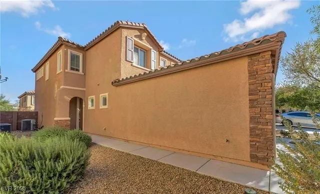 $2,000 | 9764 Bedstraw Street, Las Vegas, NV 89178