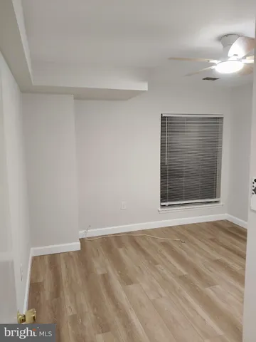 $1,950 | 423 Christopher Avenue, Unit 19, Gaithersburg, MD 20879