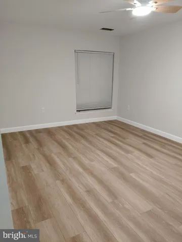 $1,950 | 423 Christopher Avenue, Unit 19, Gaithersburg, MD 20879