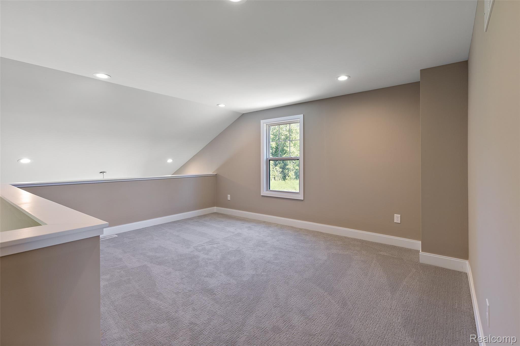 3837 Albatross Court, Unit 28 Rochester, MI 48309 - Photo 26 of 33 Villas of Shadow Pines-63.jpg