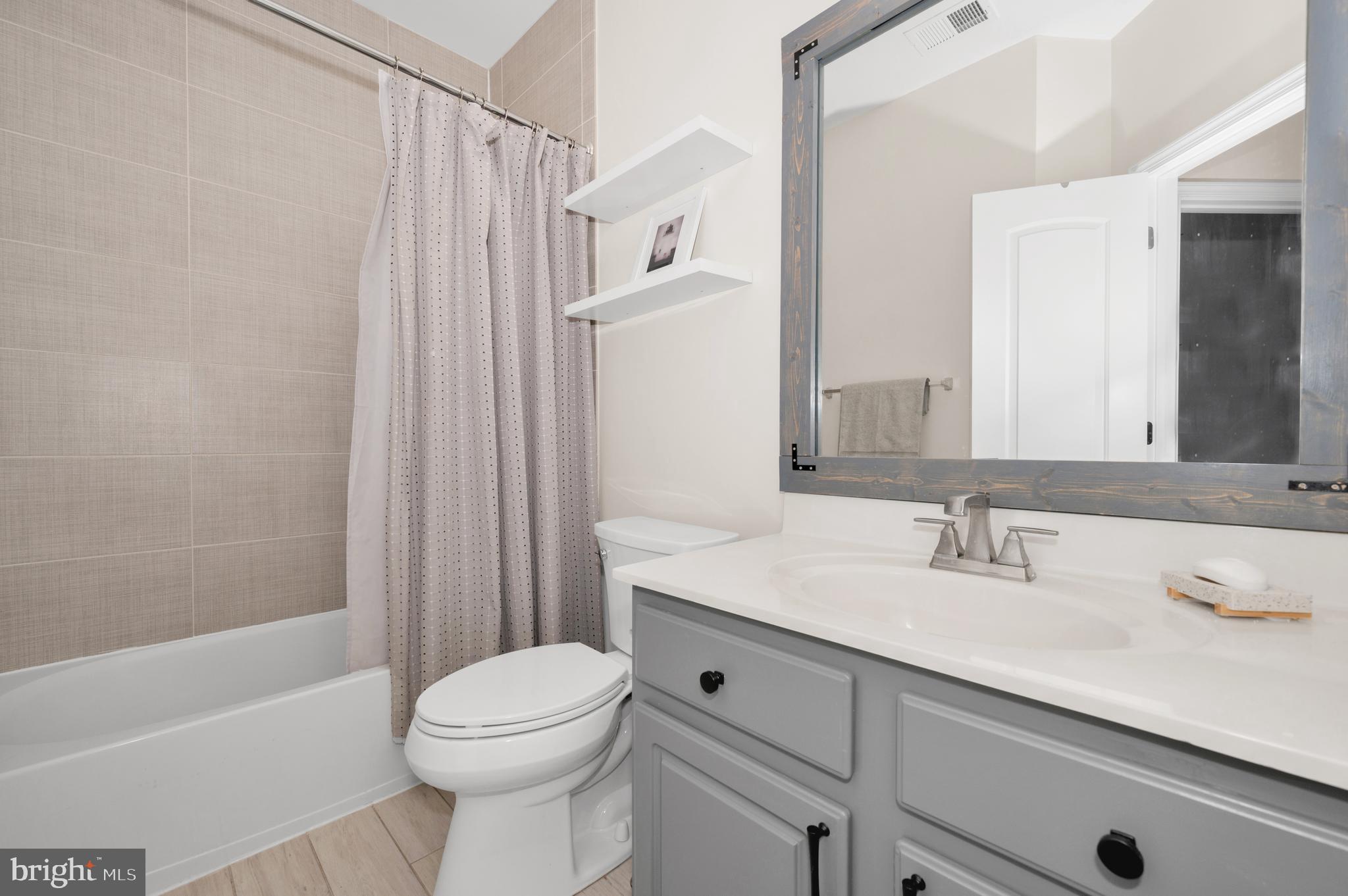 1023 Gaither Road Rockville, MD 20850 - Photo 12 of 62