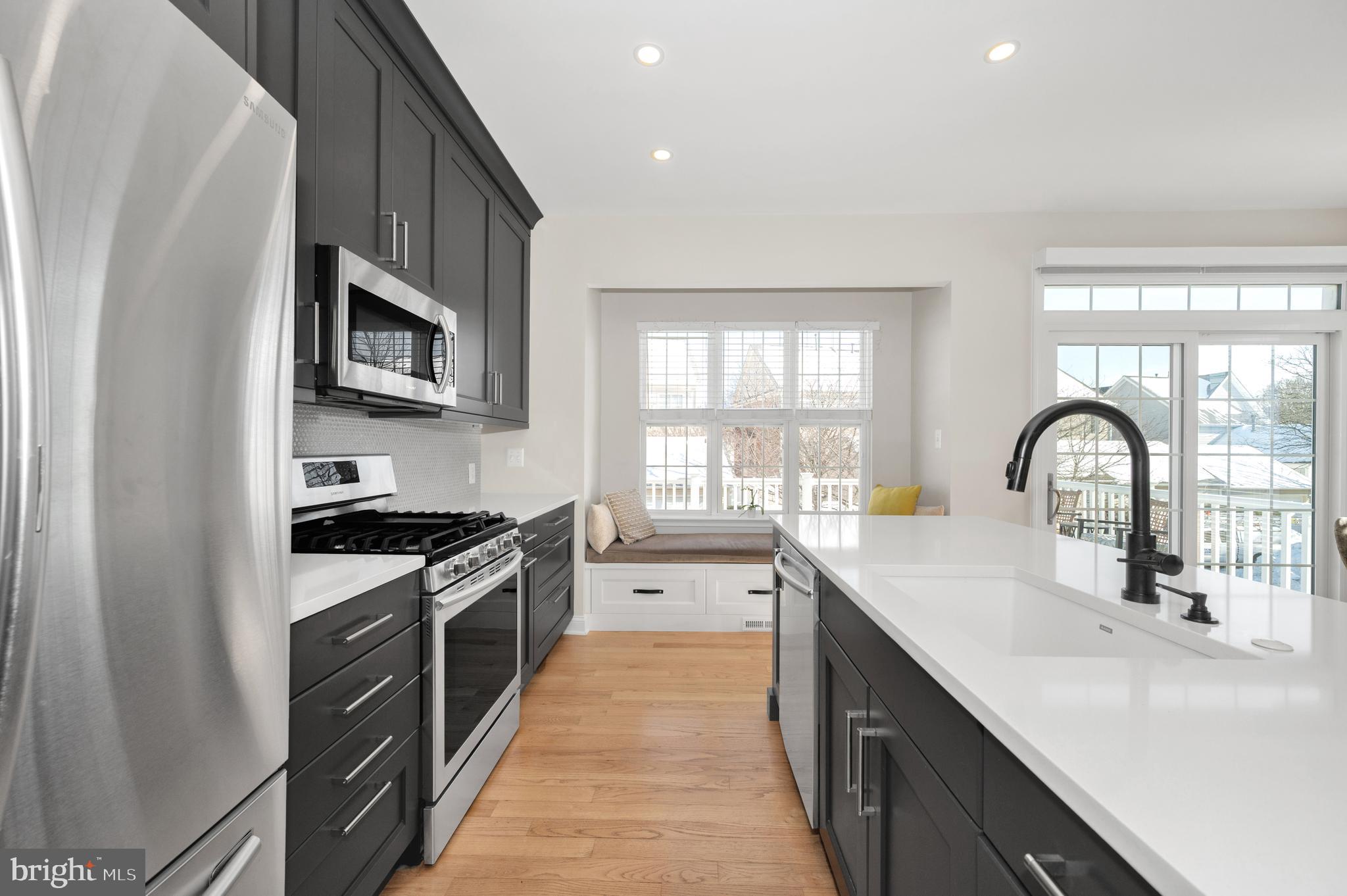 1023 Gaither Road Rockville, MD 20850 - Photo 8 of 62