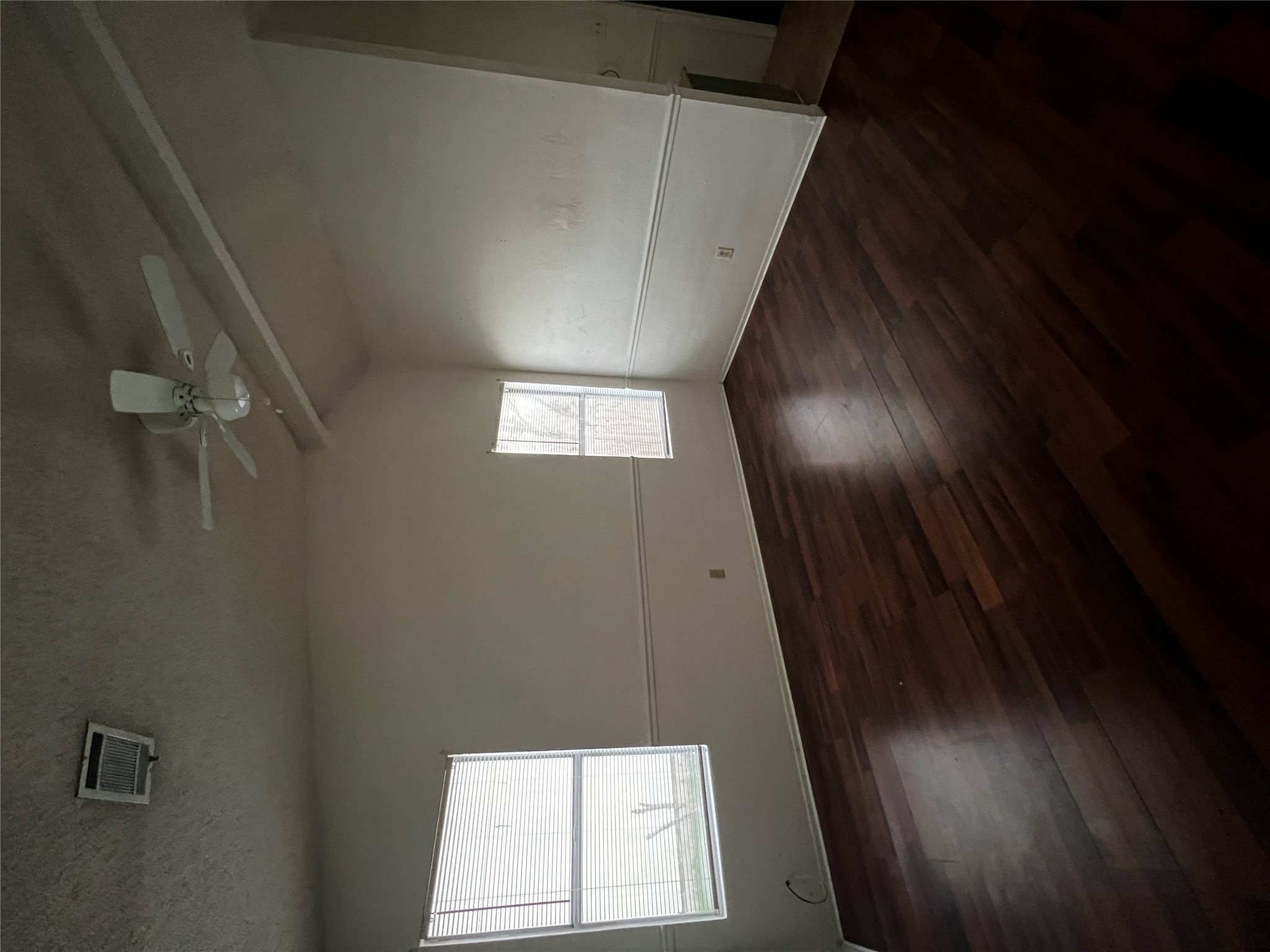 5507 Fence Row Austin, TX 78744 - Photo 8 of 15